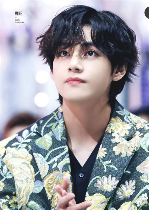 Kim Taehyung Facts - Celeb Face - Know Everything About Your Favorite Star