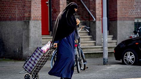 On First Day Of The Partial Ban On Burqas Dutch Officials Decline To