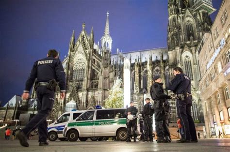 Cologne Police Chief Removed After New Year Eve Attacks Bbc News