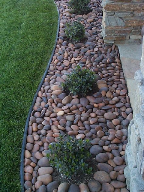 Awesome River Rock Landscaping Ideas And Photos 1 Awesome Indoor