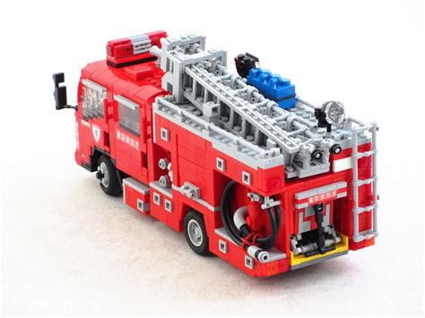 Tokyo Isuzu Fire Engine With The Platform Raised The Hose Flickr