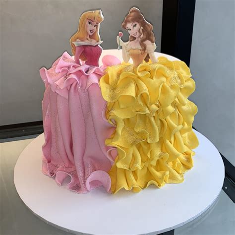 Deluxe Disney Princess Nikos Cakes