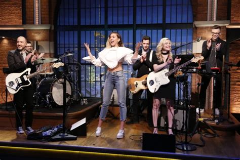 Miley Cyrus Makes Surprise Appearance On Nbcs Late Night With Seth