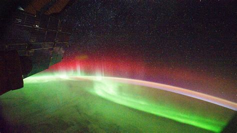 Nasa Video Of Aurora Borealis From The Iss Will Take Your Breath Away