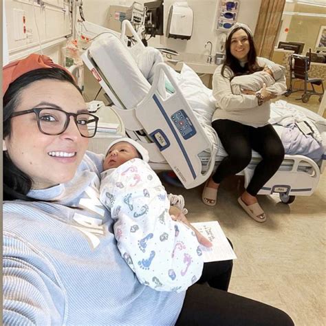 Identical Twin Sisters Give Birth On Same Day In Same Hospital Good