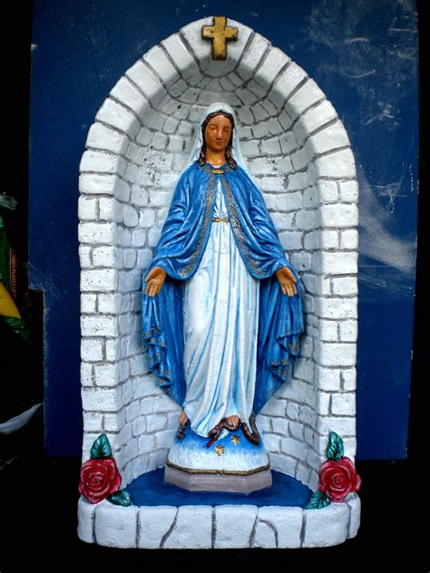 Statue Of Blessed Virgin Mary