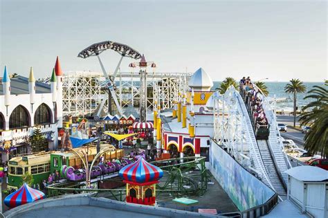 Entrance to the park is free but you have to pay for rides and sideshows. A Quick Guide To St Kilda | Explore Shaw