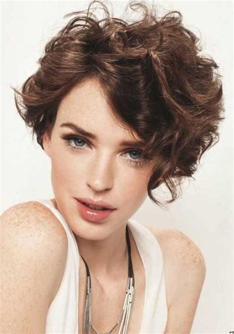 20 Ideas Of Short Haircuts For Thick Curly Frizzy Hair