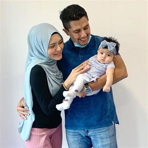 We are a sharing community. Comelnya Cucu Arwah 'Iron Lady' Datuk Maznah Hamid ...