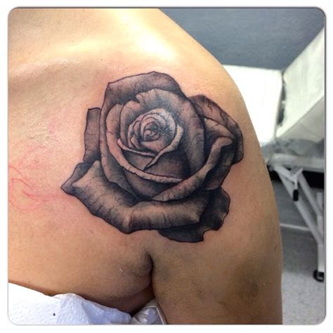 Roses On Shoulder Project Started By Susy At Wallington Tattoo
