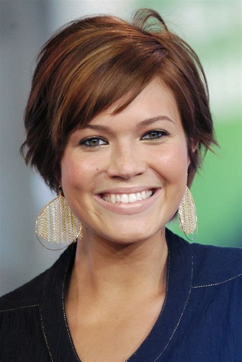 Mandy Moore A Beauty Evolution To Remember Mandy Moore Short Hair Short Hair Styles Mandy