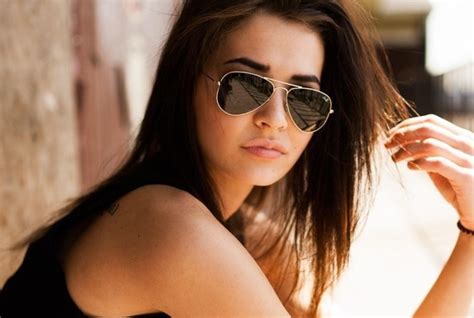 10 Best Sunglasses For Round Face Women