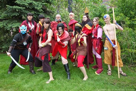 Representing The Fire Nation By Youmee400 On Deviantart Fire Nation Cosplay Costumes Fire
