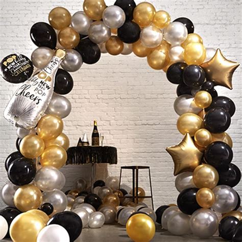 2020 New Years Eve Decorations And Party Supplies Party City