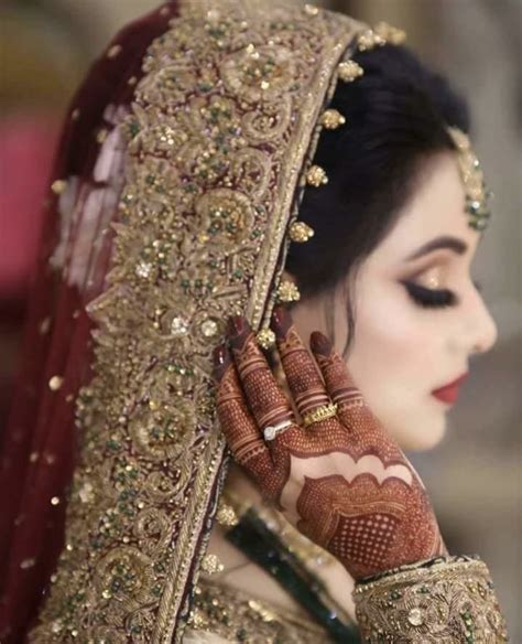 Pin By Zaib Khan On Dulhan Images Pakistani Bridal Makeup Beautiful
