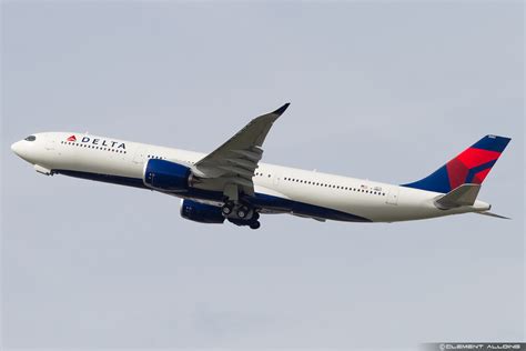 Delta A330 900neo Completes First Flight