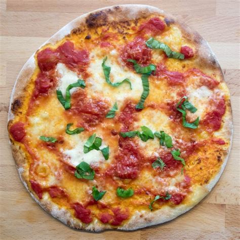 Pizza Margherita • Pizzastahl