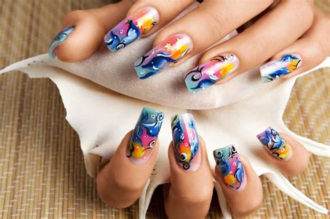 5 Best Tips For Getting An Amazing Set Of Acrylic Nails