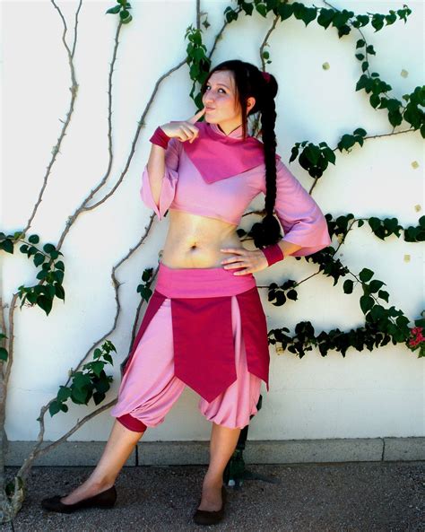 Pin By Alycia Peters On Geekery And Humor Cosplay Costumes Avatar