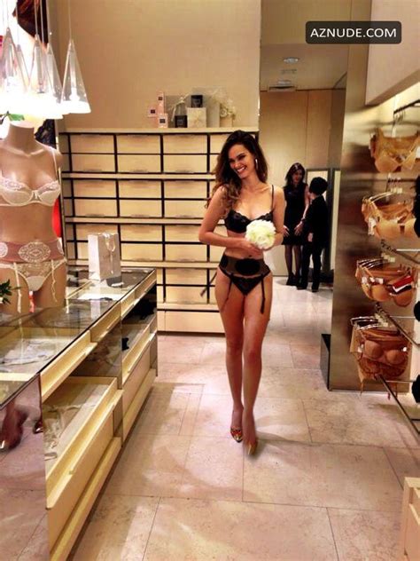 Lisalla Montenegro Nude And Sexy Photo Collection Aznude