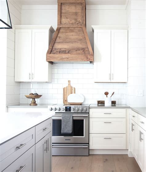 How To Build A Farmhouse Wood Range Hood Plank And Pillow