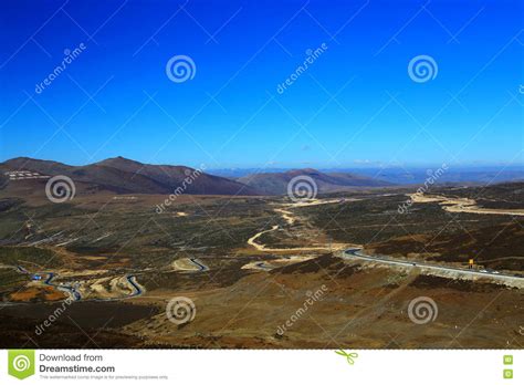 The Autumn Scenery On The Road To Qinghai Tibet Plateau Stock Image