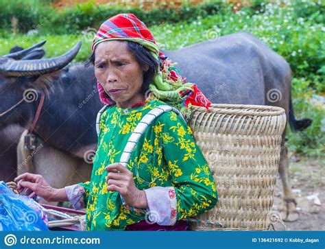 weekend-market-in-van-vietnam-editorial-photography-image-of-hmong