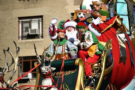 Christmas Parades This Weekend