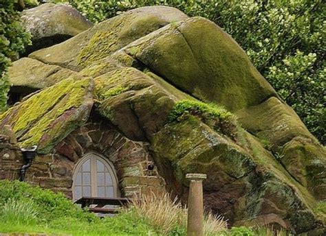 15 Amazing Caves Youd Totally Live In Cave House House On The Rock