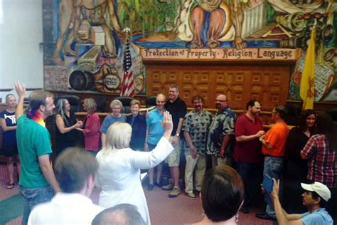 santa fe begins issuing marriage licenses to gay couples