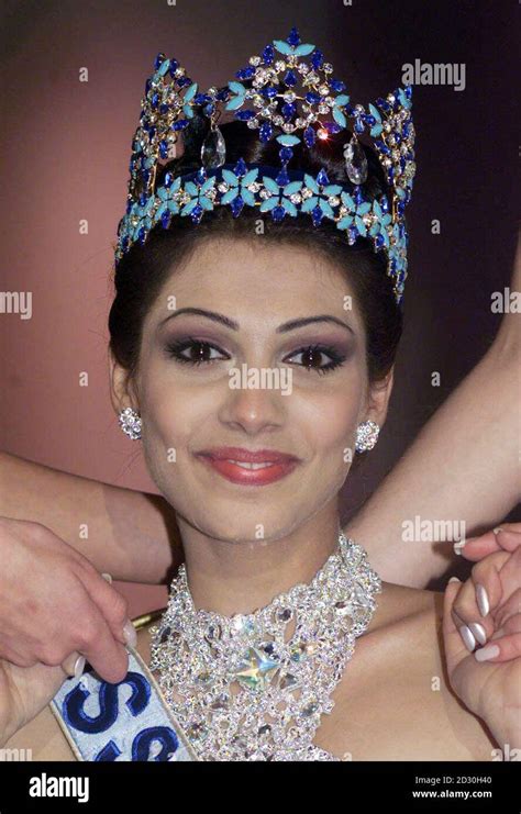 Miss India Yukta Mookhey De 20 Años Después De Ser La Corona Miss