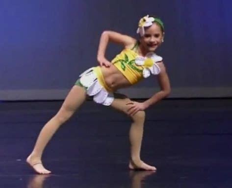 Dance Moms Mackenzie In Her Solo Daisy Chains