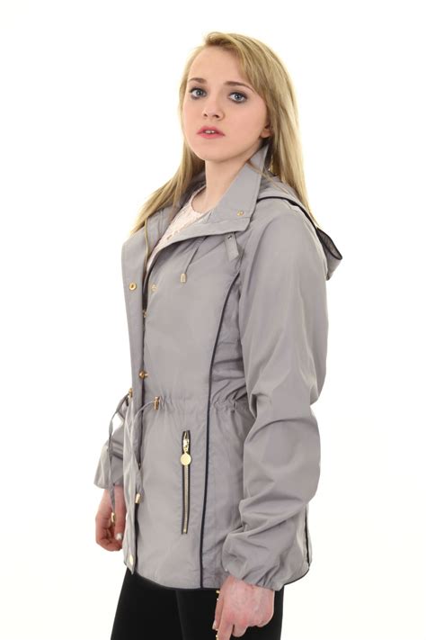 Ladies Hooded Long Sleeve Smart Waterproof Lightweight Rain Coat Jacket