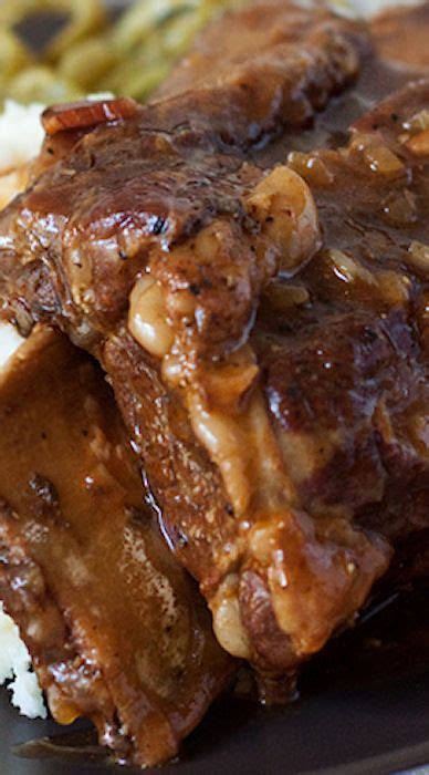 The key to this recipe is a good quality whole chuck roast. Bone-In Beef Short Rib Instant Pot / Pressure Cooker ...