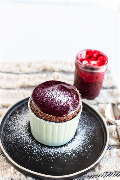 A healthy and low fat chocolate cake recipe that tastes so sinful. Mixed Berry + Chocolate Souffle | Recipe in 2020 | Dessert recipes, Desserts, Food