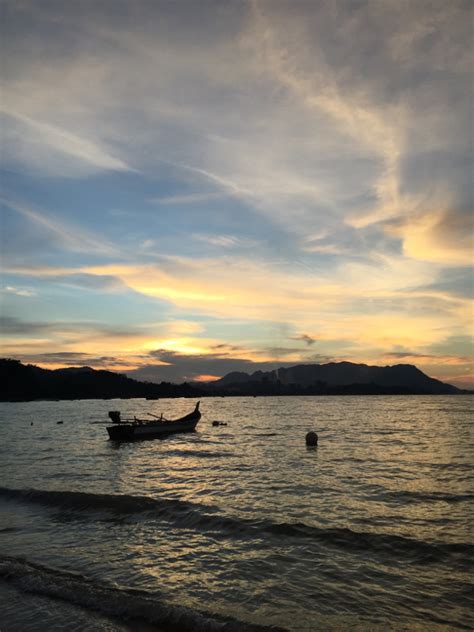 The sunset was still spectacular but it has nothing on the pink sunset above. The 9 Best Beaches In Langkawi (Check Them Off!)