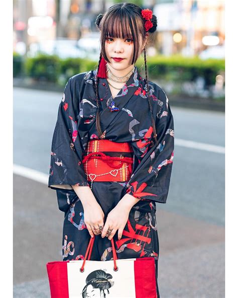 tokyo-fashion-18-year-old-japanese-student-kaede-@0626kerokero-on