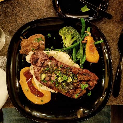 And all you really need is some potatoes and butter and we'll gobble up the whole bowl. I ate Sirloin Steak Dinner with Mash Potatoes and ...