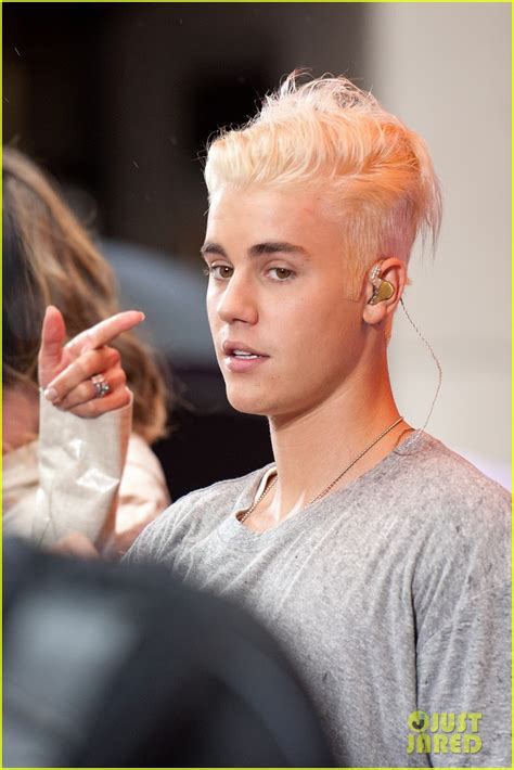 Justin Bieber Debuts Platinum Blonde Hair At Today Show Videos
