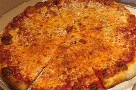 Anaheims 5 Favorite Spots To Score Pizza Without Breaking The Bank