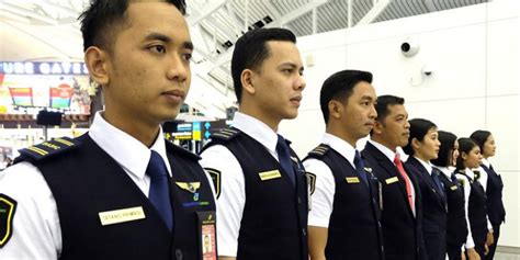 Ini Seragam Baru Petugas Keamanan Bandara Angkasa Pura I Airportid