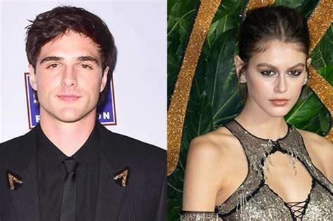 Check spelling or type a new query. Hubungan Jacob Elordi dan Kaia Gerber jadi tanda tanya ...
