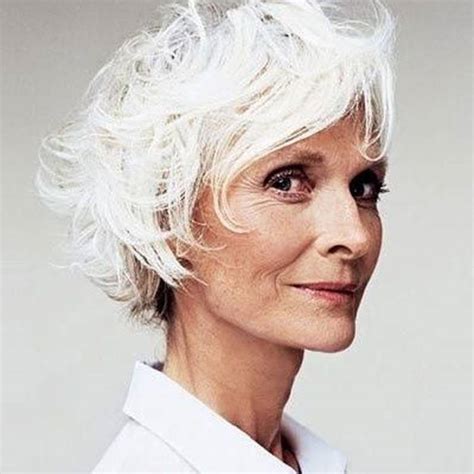 Stimulez la pousse de vos cheveux en massant votre cuir chevelu avec de l' huile de ricin ou de. gallérie : Les +20 top images de coiffure femme 60 ans cheveux blancs - LiloBijoux - Bijoux ...