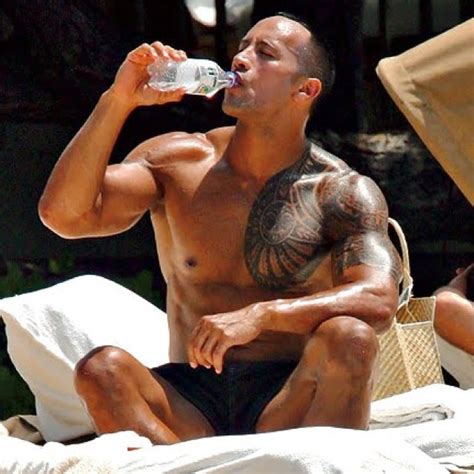 Dwayne Johnson Yes Please Celebrity Beach Body Celebrities Male