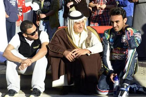 أدى العاهل السعودي الملك سلمان بن عبد العزيز آل سعود، اليوم الخميس، صلاة عيد الفطر المبارك، في مدينة نيوم، بحسب وكالة الأنباء السعودية. صور: إنقلاب سيارة الأمير عبدالعزيز الفيصل إثر تصادم مع ...