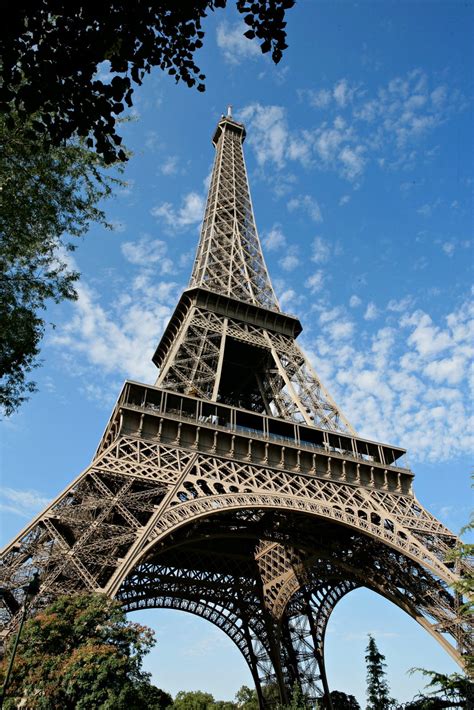 Tour Eiffel Comment La Tour Eiffel Veut à Nouveau Séduire Les