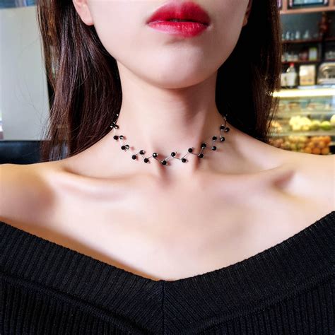 Korean Jewelry Fashion Simple Short Necklace Black Crystal Beads