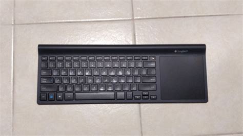 Logitech Wireless All In One Keyboard Tk820 With Built In Touchpad