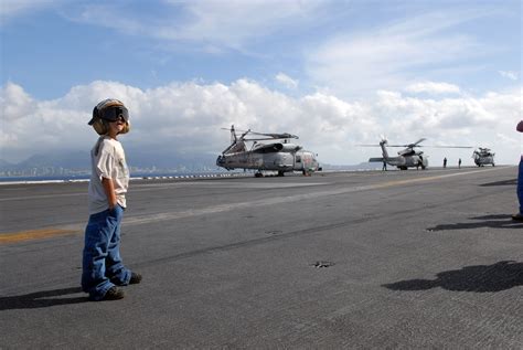 Us Navy Flight Deck Wallpapers Wallpapersafari