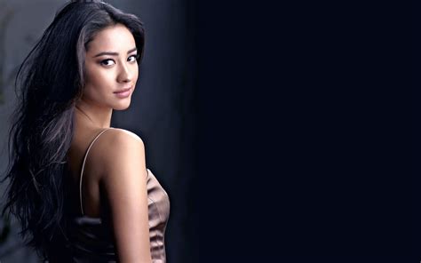 Actress Shay Mitchell High Definition Wallpaper